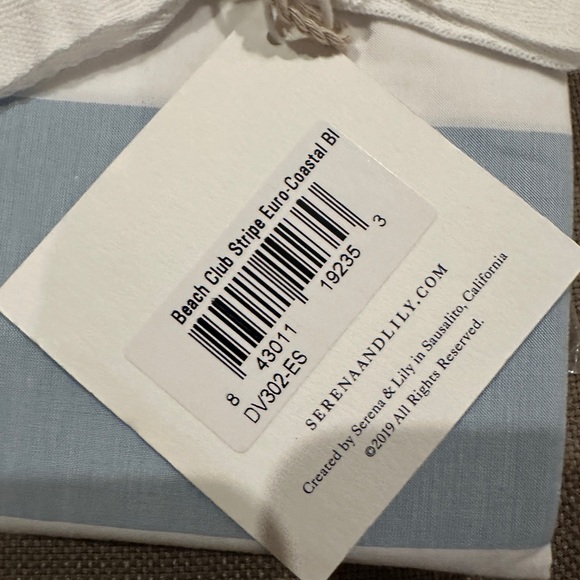 Serena and Lily a pair (2) of beach striped Euros. - Picture 3 of 6